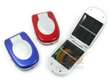 環?？萍夹峦黄?最新太陽能手機充電器正式推出